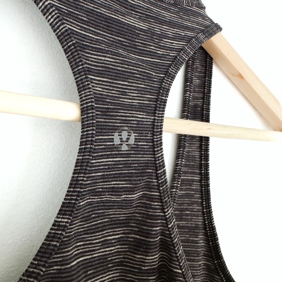 Lululemon Cool Racerback Wee Are From Space Dark Carbon Ice Grey - Size 4 - Picture 5 of 5